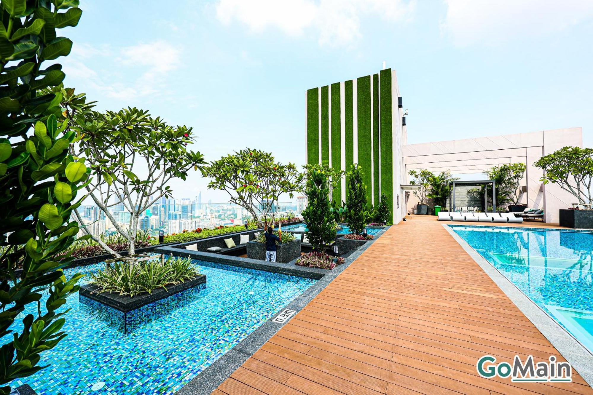 Pangsapuri 24h Check In & Skypool - Riveria Premium Kl